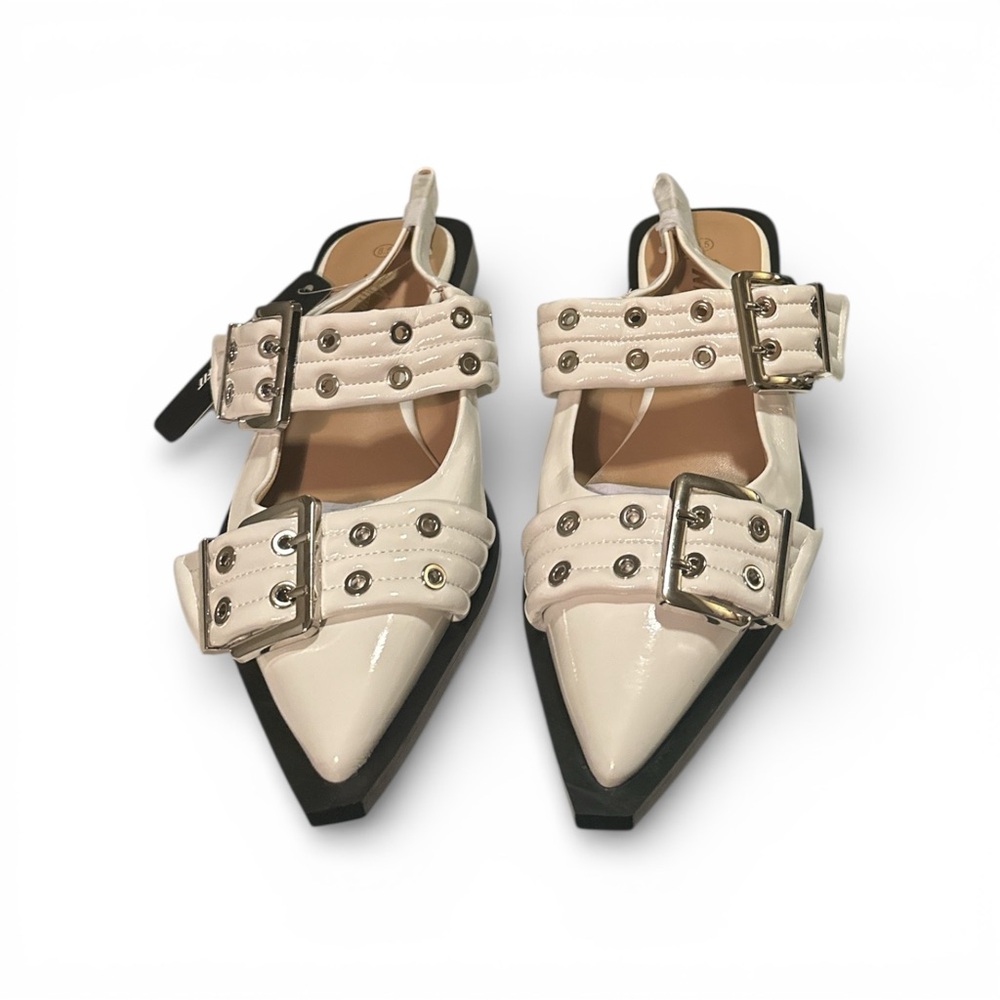 Athlefit White Pointed-Toe Buckle Flats Size 8.5